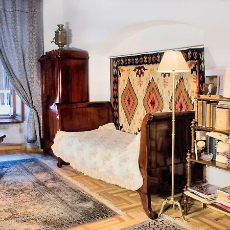 Orlowska Townhouse