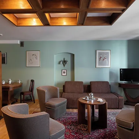 Orlowska Townhouse *