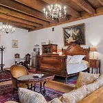 Orlowska Townhouse